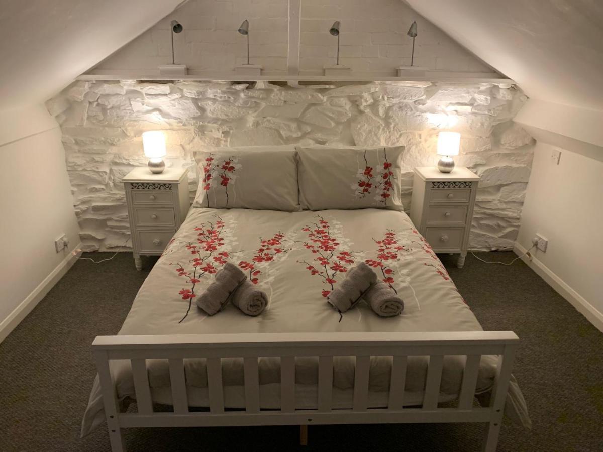 Cosy Cottage In Picturesque Snowdonia With Stunning Views Of The Moelwyn Mountains Blaenau Ffestiniog ภายนอก รูปภาพ